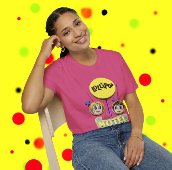 Lollipop Motel in Wildwood NJ: Vintage neon sign unisex softstyle T-shirt